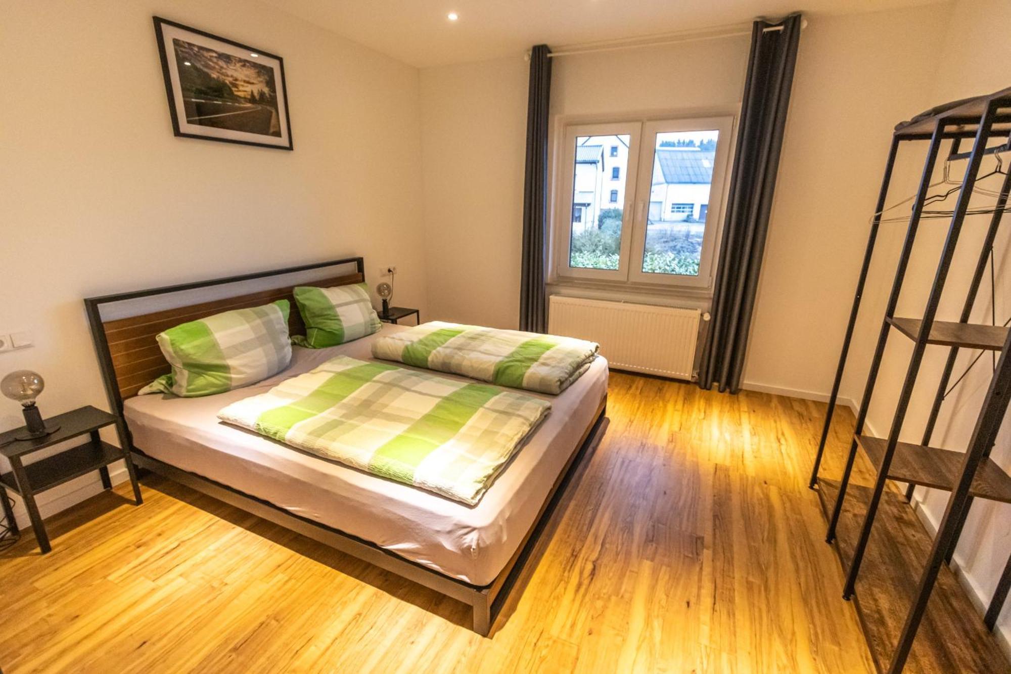 Suedschleife Appartements - Wlan - Direkt Am Ring Reimerath Esterno foto